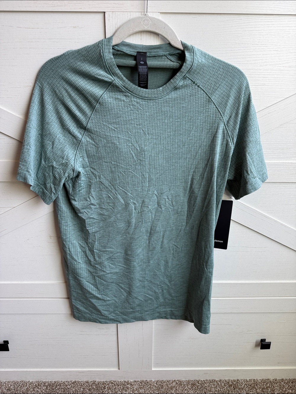 lululemon athletica Men's Short Sleeve Crew in Sage Green
